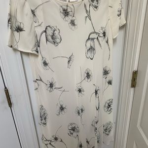 Pretty Liz Claiborne Dress short-sleeve lined size 4 fits 6